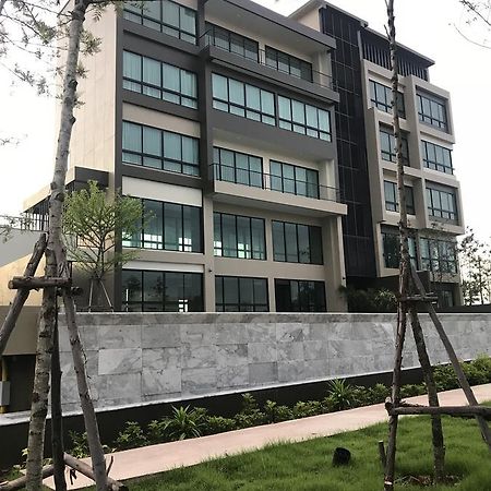 The Residence Thepkanjana Ban Khlong Krathum Baen Exterior foto