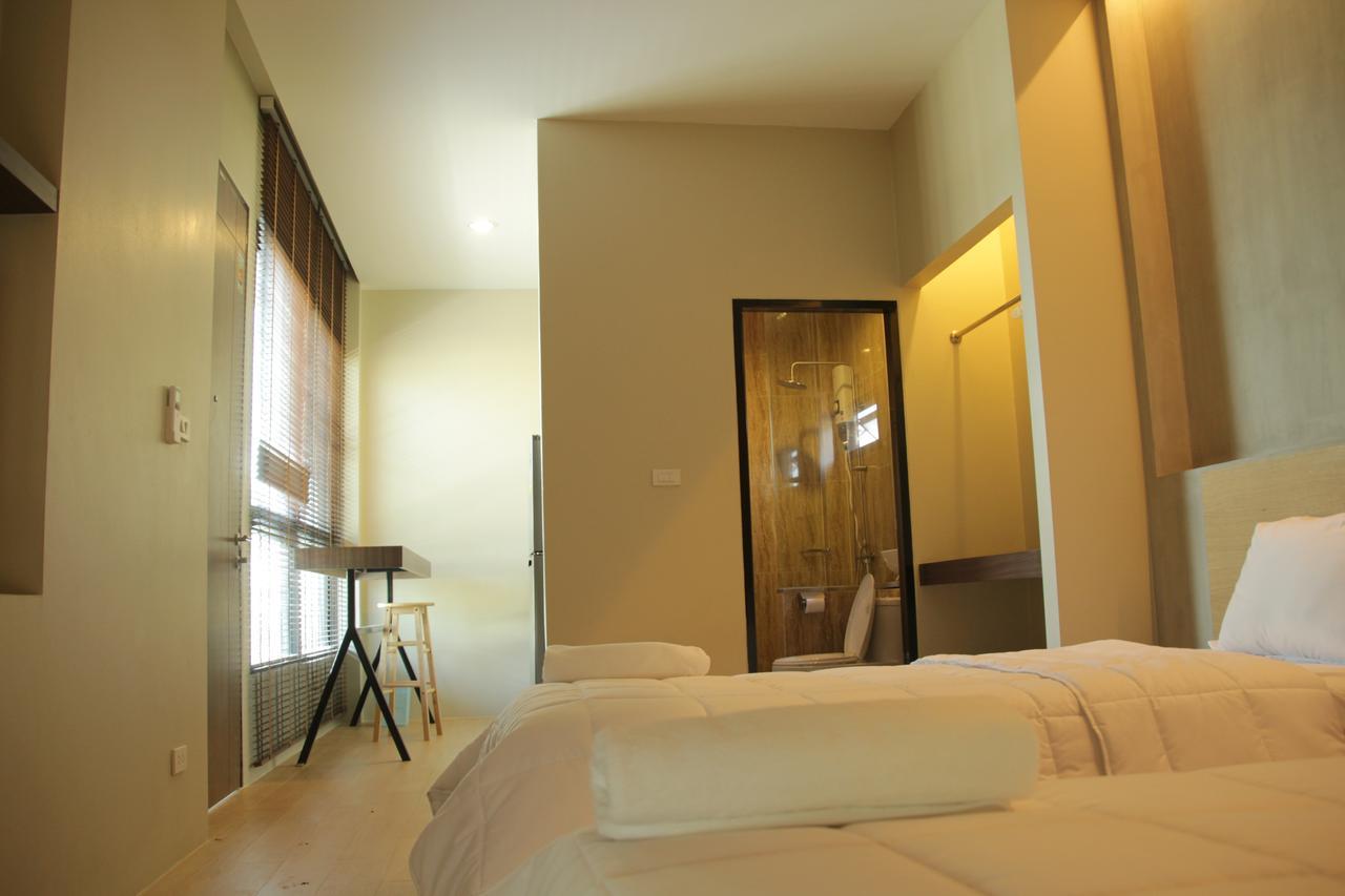 The Residence Thepkanjana Ban Khlong Krathum Baen Exterior foto