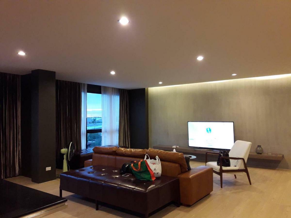 The Residence Thepkanjana Ban Khlong Krathum Baen Exterior foto
